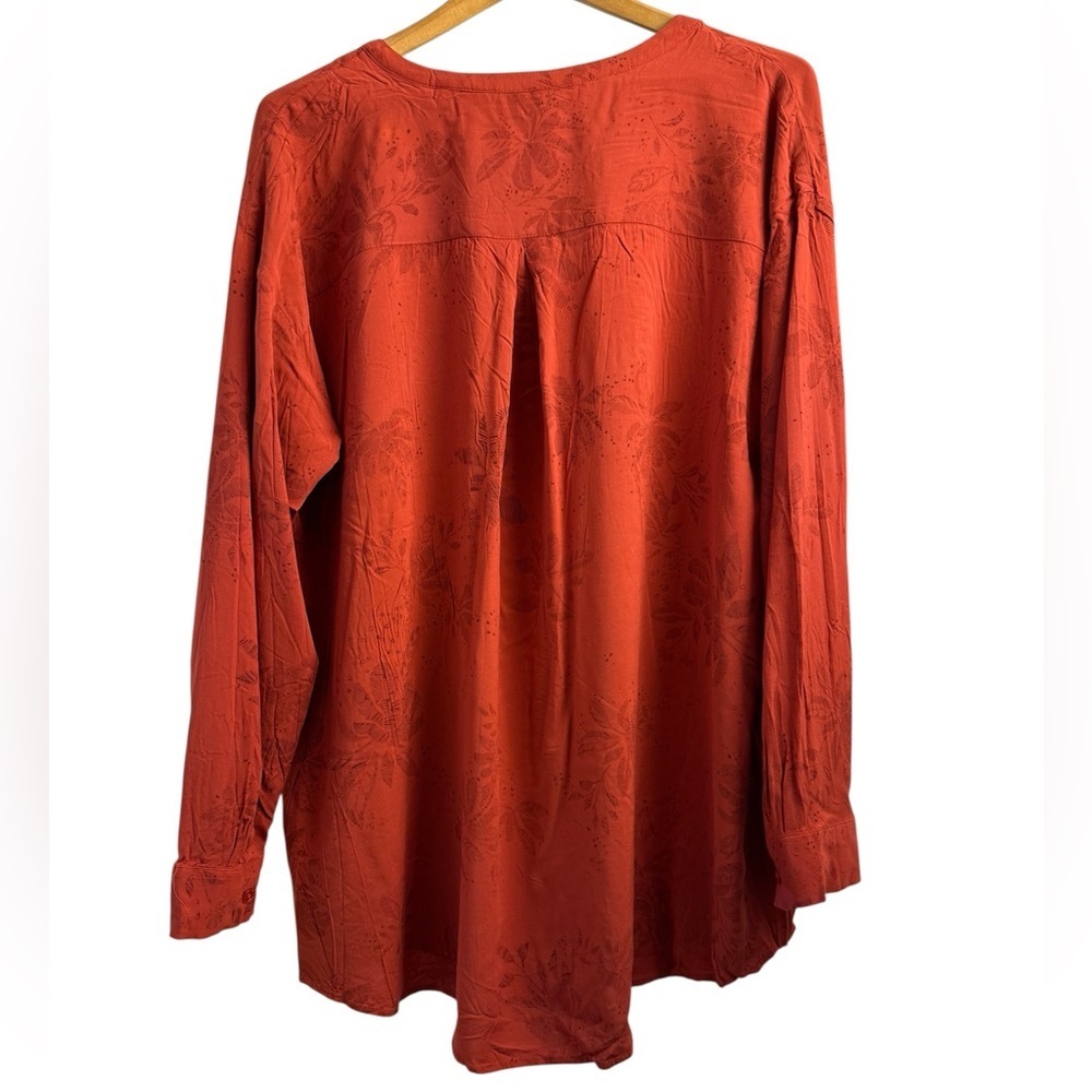 Women's Rust V-Neck Top - Picture 2 of 9